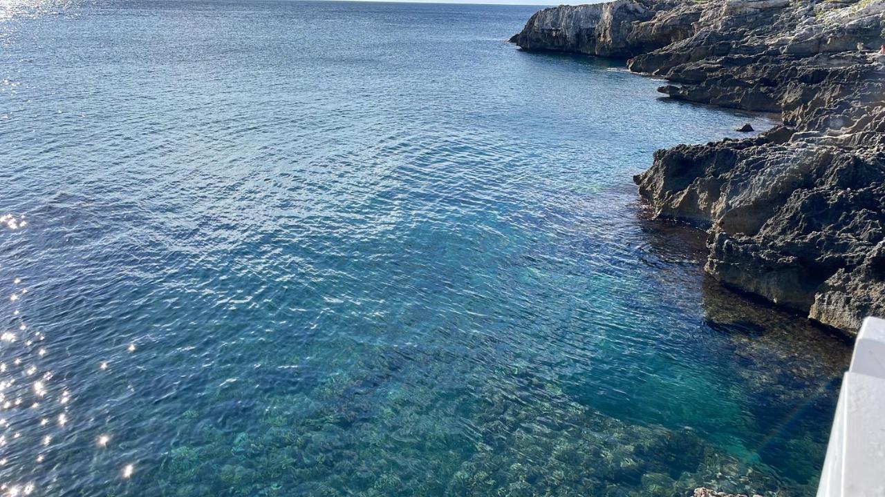 Lo Scalo Bed And Breakfast Marina Di Novaglie Алесано Екстериор снимка