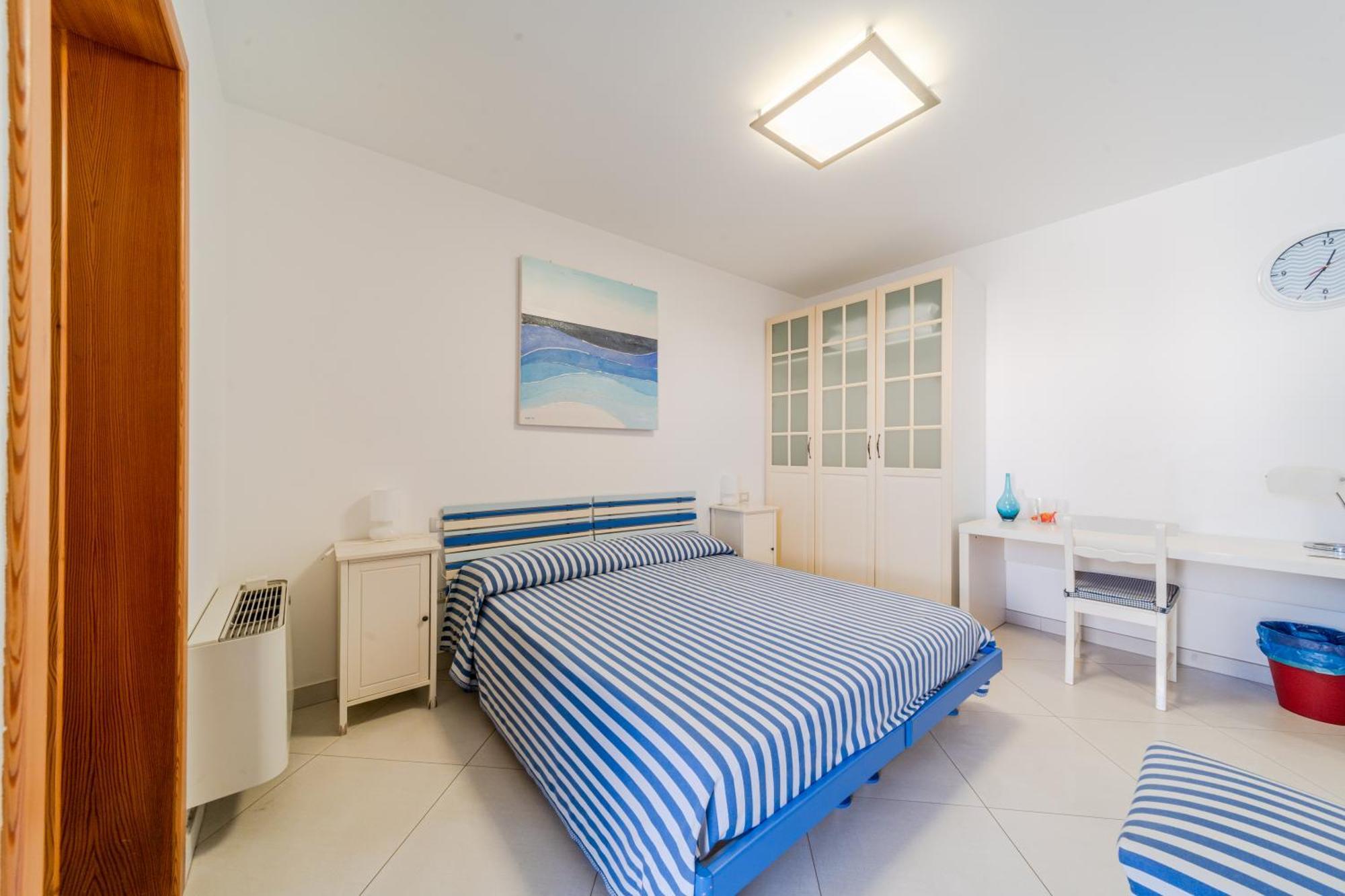 Lo Scalo Bed And Breakfast Marina Di Novaglie Алесано Екстериор снимка
