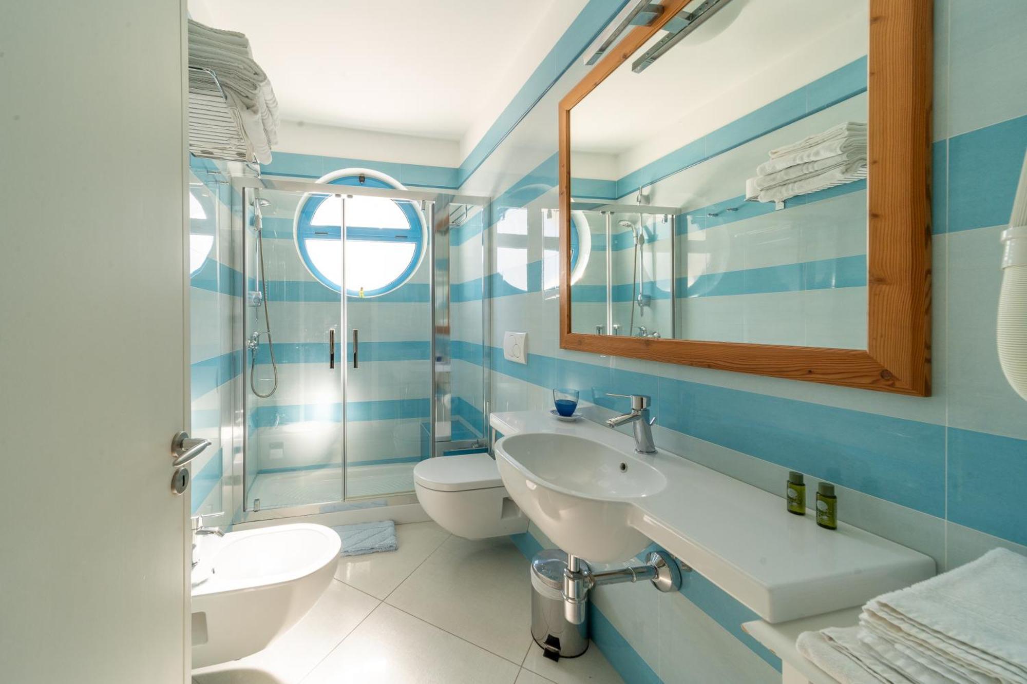 Lo Scalo Bed And Breakfast Marina Di Novaglie Алесано Екстериор снимка